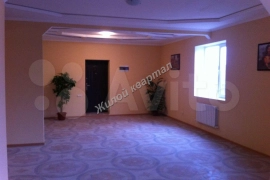 Дом 180 м² на участке 6 сот.