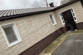 Дом 65 м² на участке 4 сот.