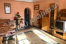 Дом 241 м² на участке 8 сот.