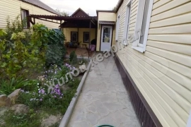 Дом 82 м² на участке 6 сот.