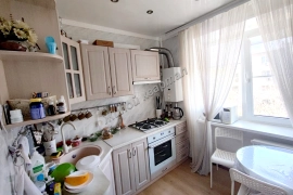 2-к. квартира, 50 м², 4/5 эт.