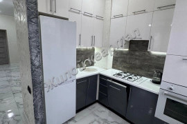 3-к. квартира, 65 м², 3/3 эт.